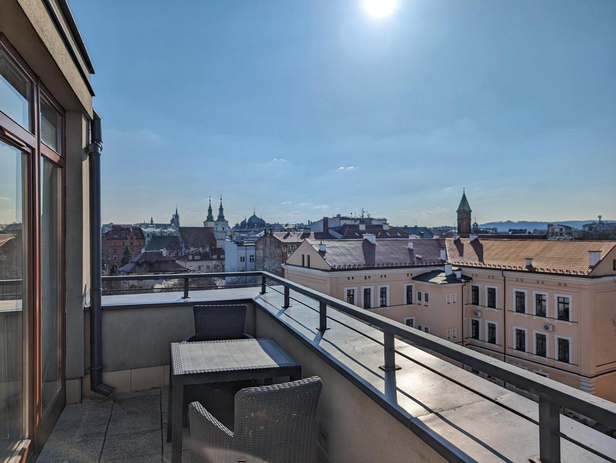 Turnau City Aparthotel Kraków Exteriör bild